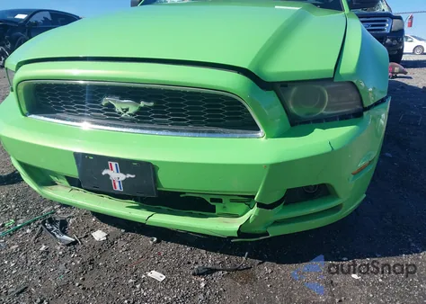2014 Ford Mustang V6 из США, поврежденный, VIN 1ZVBP8AM0E5273709